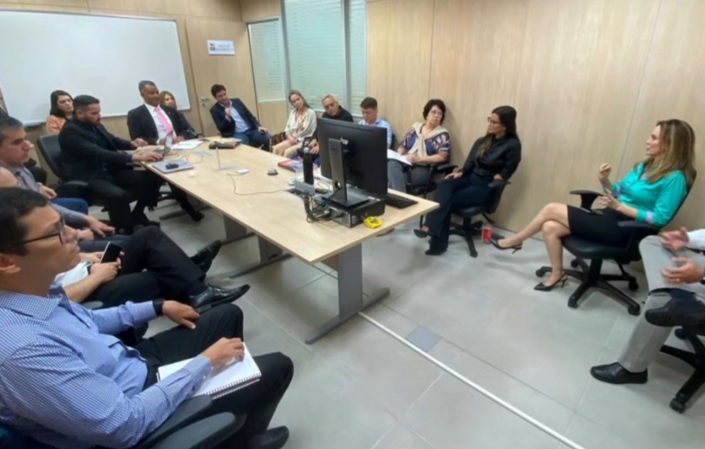 Comitiva do Distrito Federal realiza visita técnica para conhecer detalhes do SIGEF SC