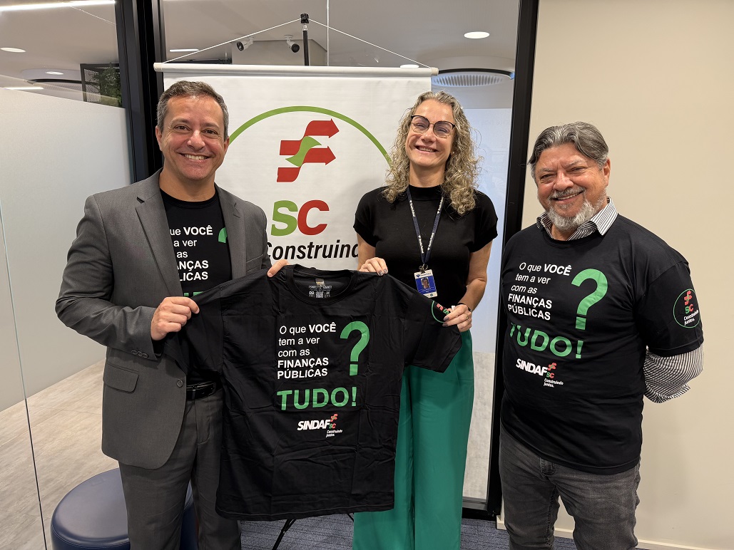 Sindaf-SC recebe avaliadores do Prêmio Nacional de Educação Fiscal