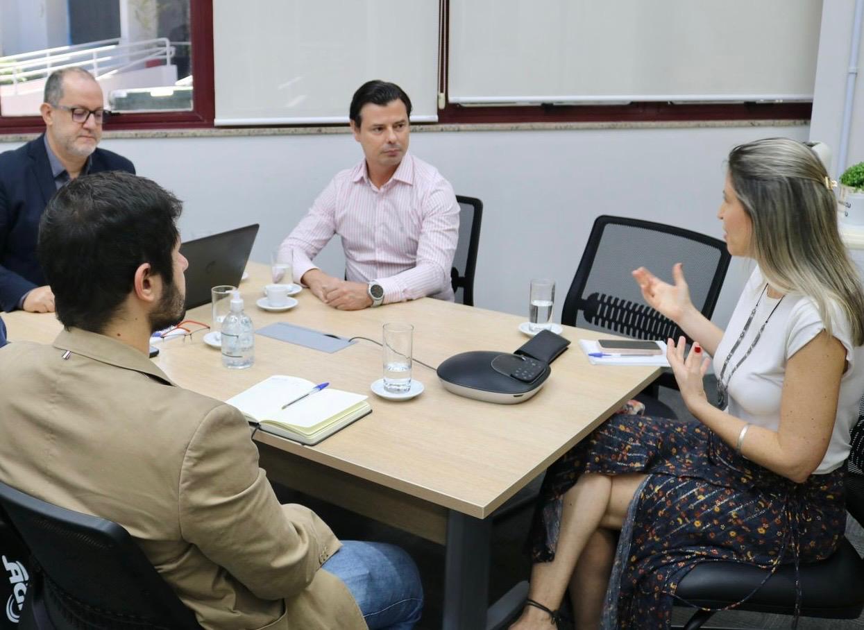 Atuação dos Auditores de Finanças garante avanço técnico e eficiência do Estado com a extinção da Santur S/A Atuação dos Auditores de Finanças garante avanço técnico e eficiência do Estado com a extinção da Santur S/A