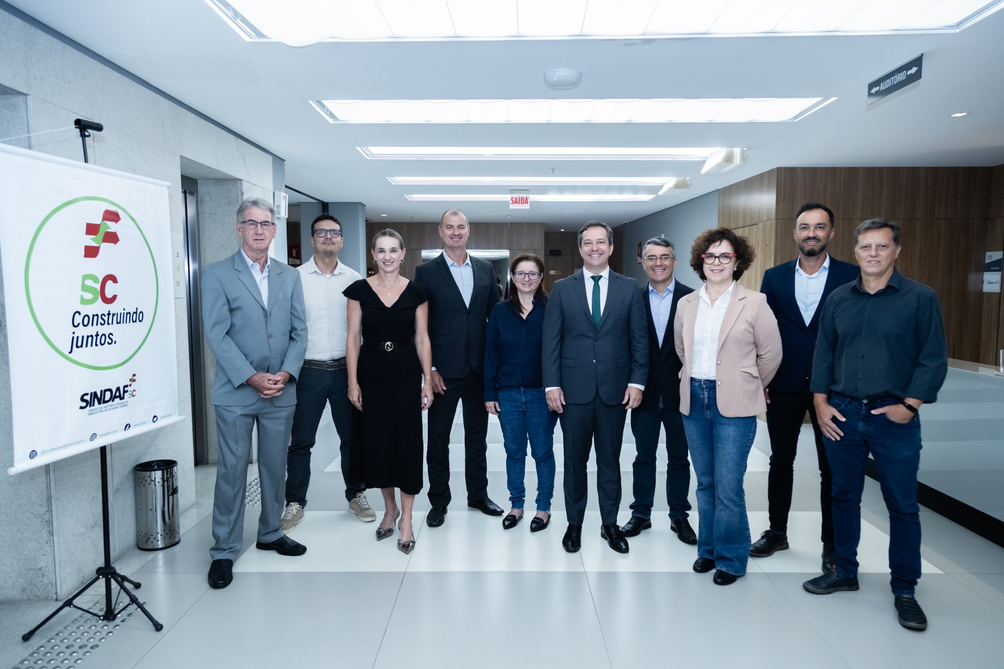 2025: um ano de protagonismo técnico e institucional dos Auditores Estaduais de Finanças Públicas de Santa Catarina 2025: um ano de protagonismo técnico e institucional dos Auditores Estaduais de Finanças Públicas de Santa Catarina