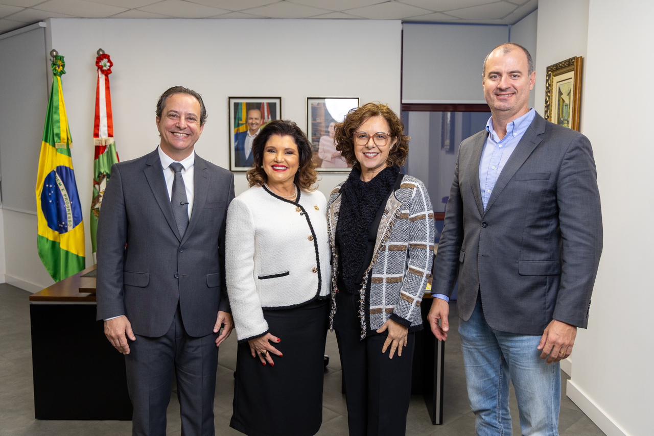 SINDAF-SC e vice-governadora reforçam campanha para destinação do Imposto de Renda em Santa Catarina